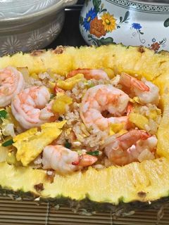 鳳梨蝦仁蛋炒飯 的食譜成品照片