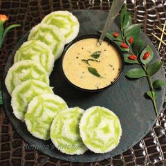 A picture of Designer Spinach Swirl Idli.