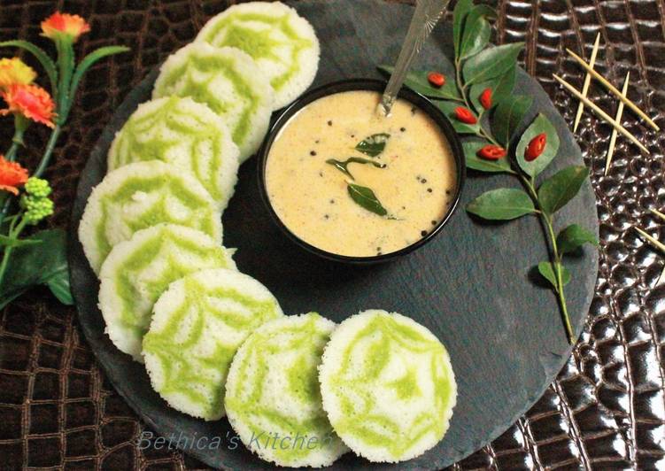 Designer Spinach Swirl Idli