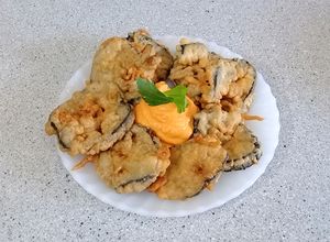 Una foto de ✔🍆🍆 Escalopes de Berenjena | Torrejas de Berenjena | Paso a paso 🔥💜