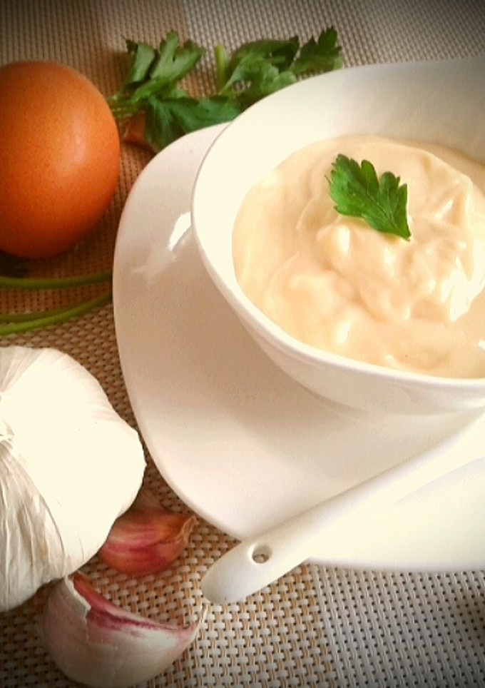 Una foto de Salsa Alioli
