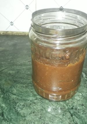 A picture of Khajoor Imli Chutney.