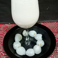 A picture of Lychee Milkshake.