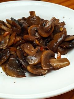 Una foto de Champiñones a la Plancha