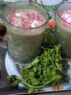 બનાના શેક (Banana Shake recipe in Gujarati) રેસીપી મુખ્ય ફોટો