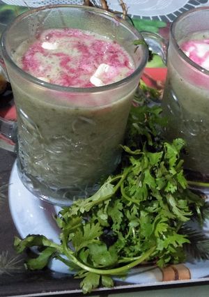 બનાના શેક (Banana Shake recipe in Gujarati) રેસીપી મુખ્ય ફોટો
