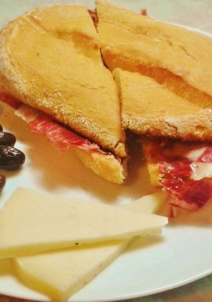 Foto principal de Llonguet de jamón ibérico