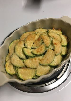 A picture of Au Gratin Zucch.