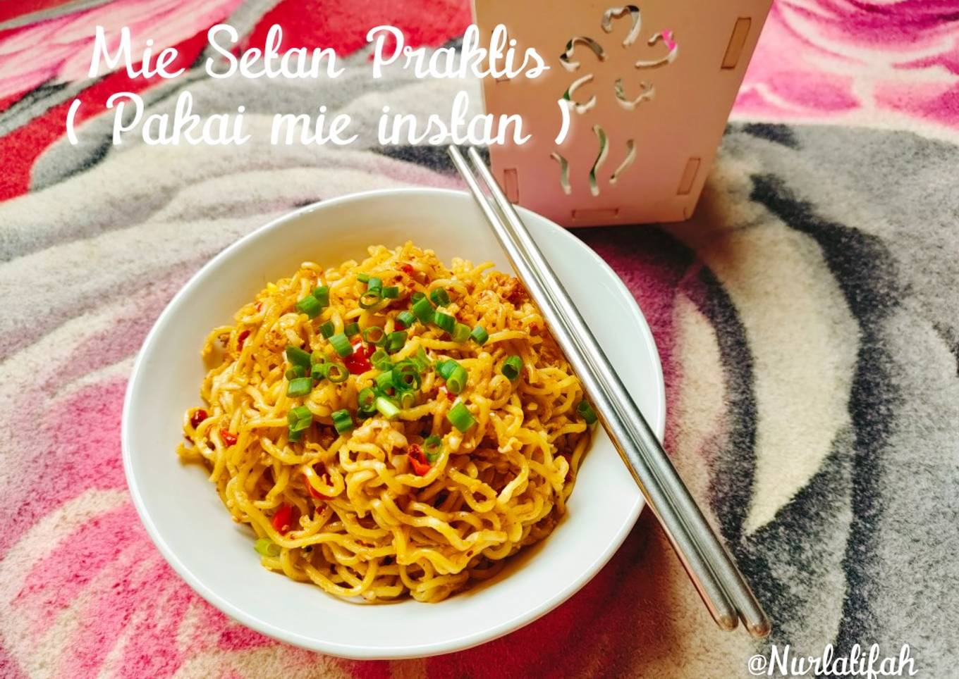 Mie Setan Praktis (Pakai mi instan)