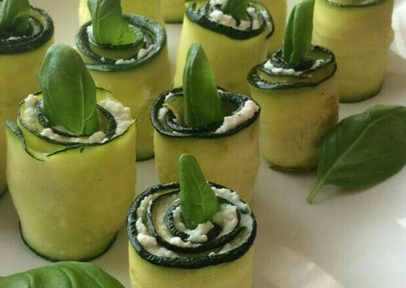 Zucchini Roll-Ups