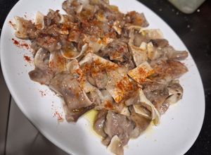 Una foto de Oreja de cerdo 'a feira' (a la gallega)