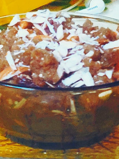 आटे का हलवा (aate ka halwa recipe in hindi) रेसिपी मुख्य फोटो