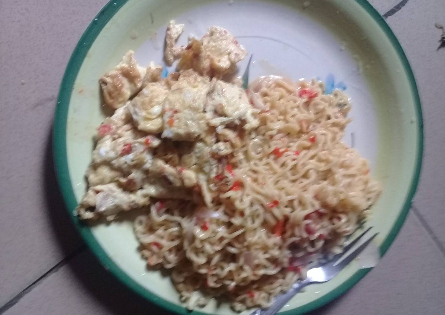 Indomie And Egg Recipe By Joyshella Cookpad 4454