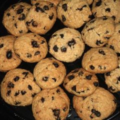A picture of Oatmeal Choco chip Cookie.
