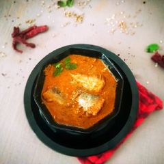 Goan Mackerel Curry / Bangda Uddamethi A picture of Goan Mackerel Curry / Bangda Uddamethi.