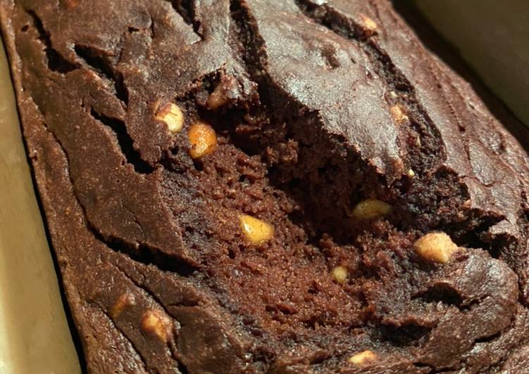 Easy Dark Chocolate Peanut Butter Banana Bread - Gluten Free