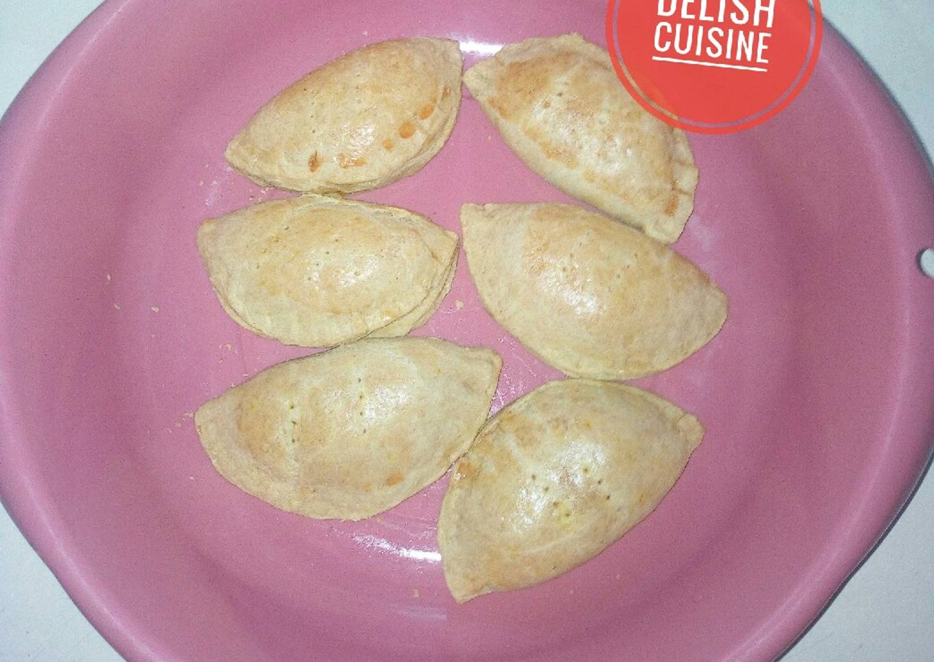 Home made meat pies