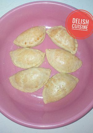 A picture of Home made meat pies.