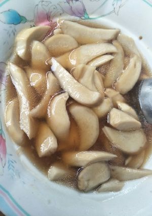 รูปของ ผัดเห็ดออรินจิ (ผัดน้ำมันหอย)🍄