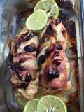 Pechuga de pollo rellena en jugo de naranja