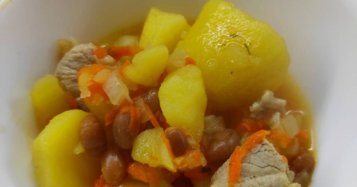 Мясо, фасоль и картошка: рецепт быстрой закуски на выходные дни