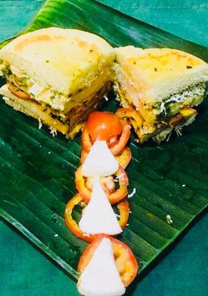 A picture of Kulcha Sandwich.