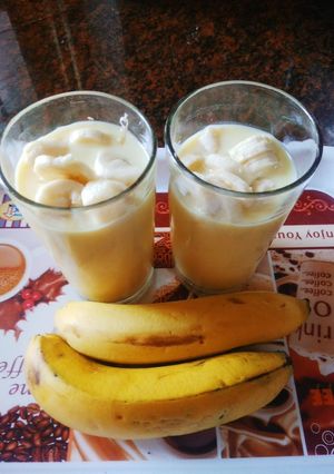 केला शेक (Kela shake recipe in Hindi) रेसिपी मुख्य फोटो