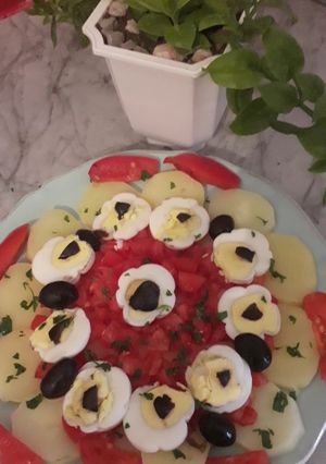 صورة لوصفة البطاطا سلاطة 🥔🍅🌶🥚