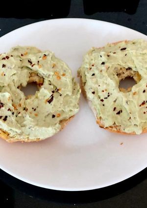 A picture of My Spiced Cheese & Avocado Bagel 🥰#Breakfast#Dip#Mysterybox.