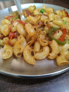 मैकरॉनी (macaroni recipe in Hindi) रेसिपी मुख्य फोटो