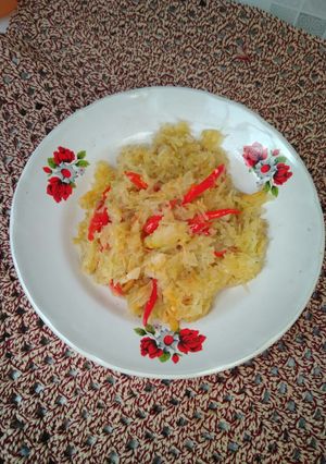 Foto resep Tumis Pedas Pepaya Muda dengan Rebon/Ebi