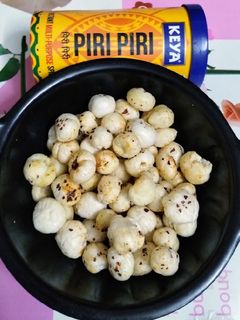 पेरी - पेरी मखाना रेसिपी मुख्य फोटो