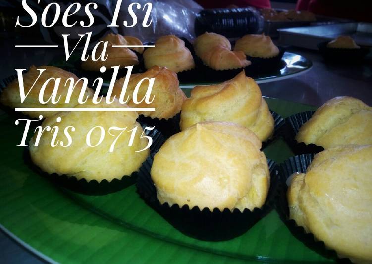 Choux/ Soes/ Eclair with Vanilla Vla Filling (Soes Vla Vanilla)
