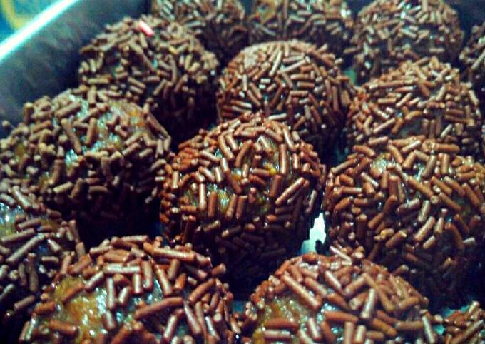 Bola coklat / Rhumball 🍫🍫