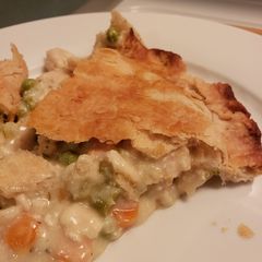 A picture of Chicken Pot Pie.