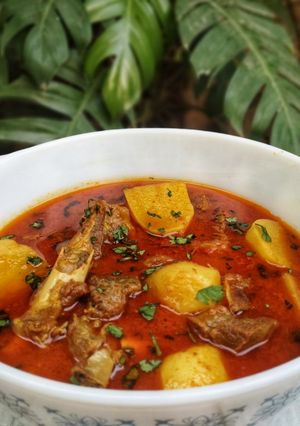 A picture of Beef Aloo gosht.