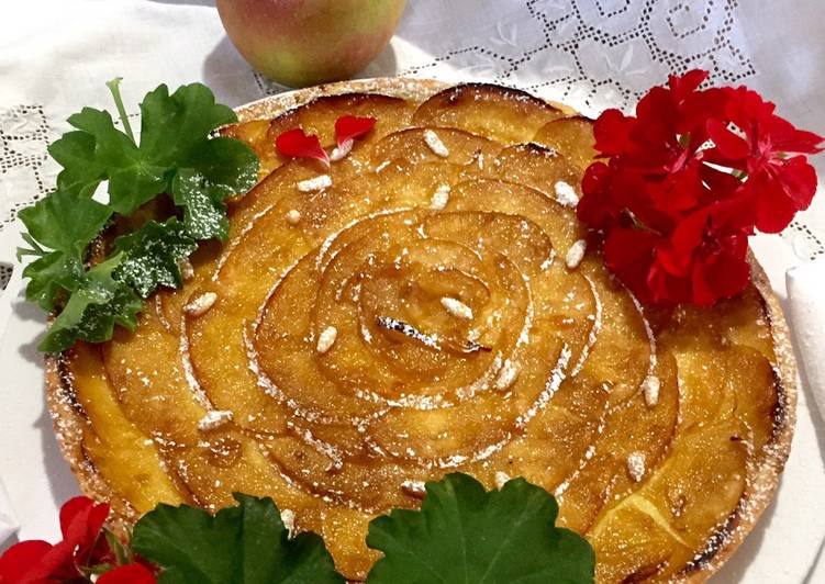 Recipe of Any-night-of-the-week Crostata con crema pasticcera e mele caramellate