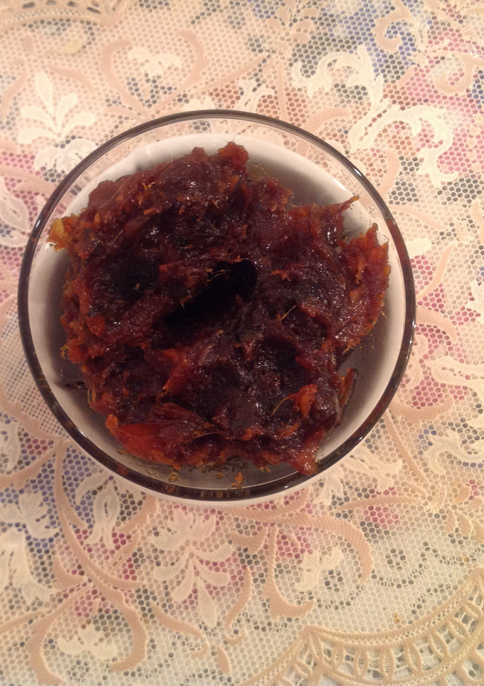 A picture of Dates pickle.