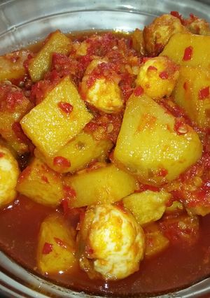 Foto resep Balado kentang dan telur puyuh