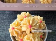 A picture of cornflour cookies