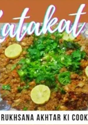 A picture of Fried fish katakat.