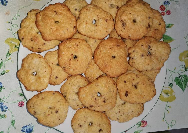 Biscotti con gocce di cioccolato