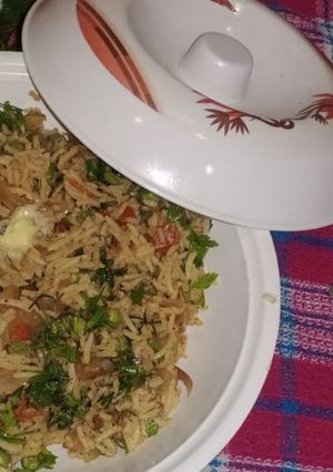 વેજ.પુલાવ (Veg Pulao Recipe In Gujarati) રેસીપી મુખ્ય ફોટો