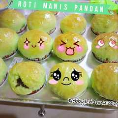 รูปของ Roti manis pandan empuuk menul2 😄