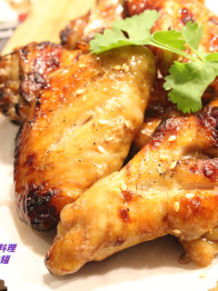 蜜汁燒醬烤雞翅 的食譜成品照片