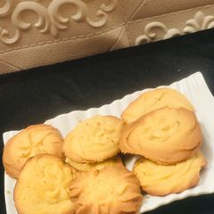 A picture of Butter cookies.