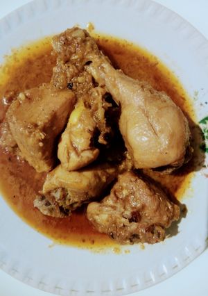 A picture of Shahi Chicken Korma.