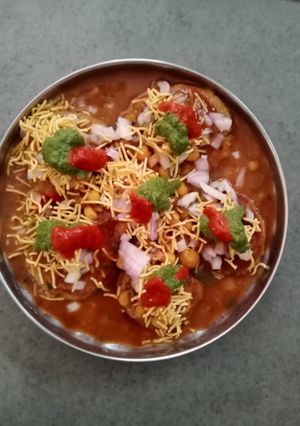 रगड़ा पेटिस(ragada patties recipe in hindi) रेसिपी मुख्य फोटो