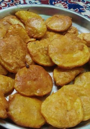 बेसन की पकौड़ी (besan ki pakodi recipe in Hindi) रेसिपी मुख्य फोटो