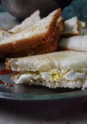 এগ চিজ স্যান্ডউইচ (egg cheese sandwich recipe in Bengali) রেসিপির প্রধান ছবি